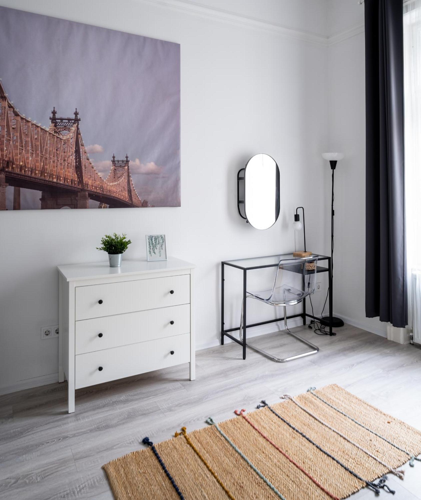 Perfect Location,Newly Decorated Modern, Large Place 60 M2, Really Quiet So You Can Have A Good Night Sleep, Ac, Netflix, Smart Tv, High-Speed Internet, World Famous New York Cafe Only 10 Minutes Walk Budapest Exterior foto